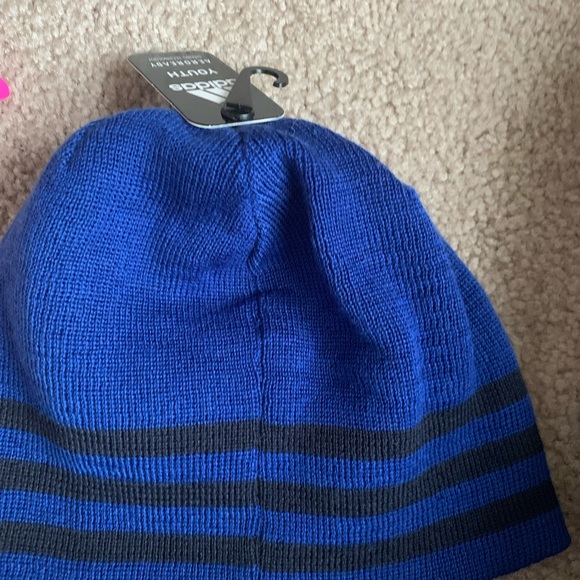Beenie - Picture 2 of 3